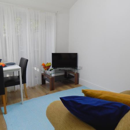 Villa Mimosa 2 Cardiff Eksteriør bilde