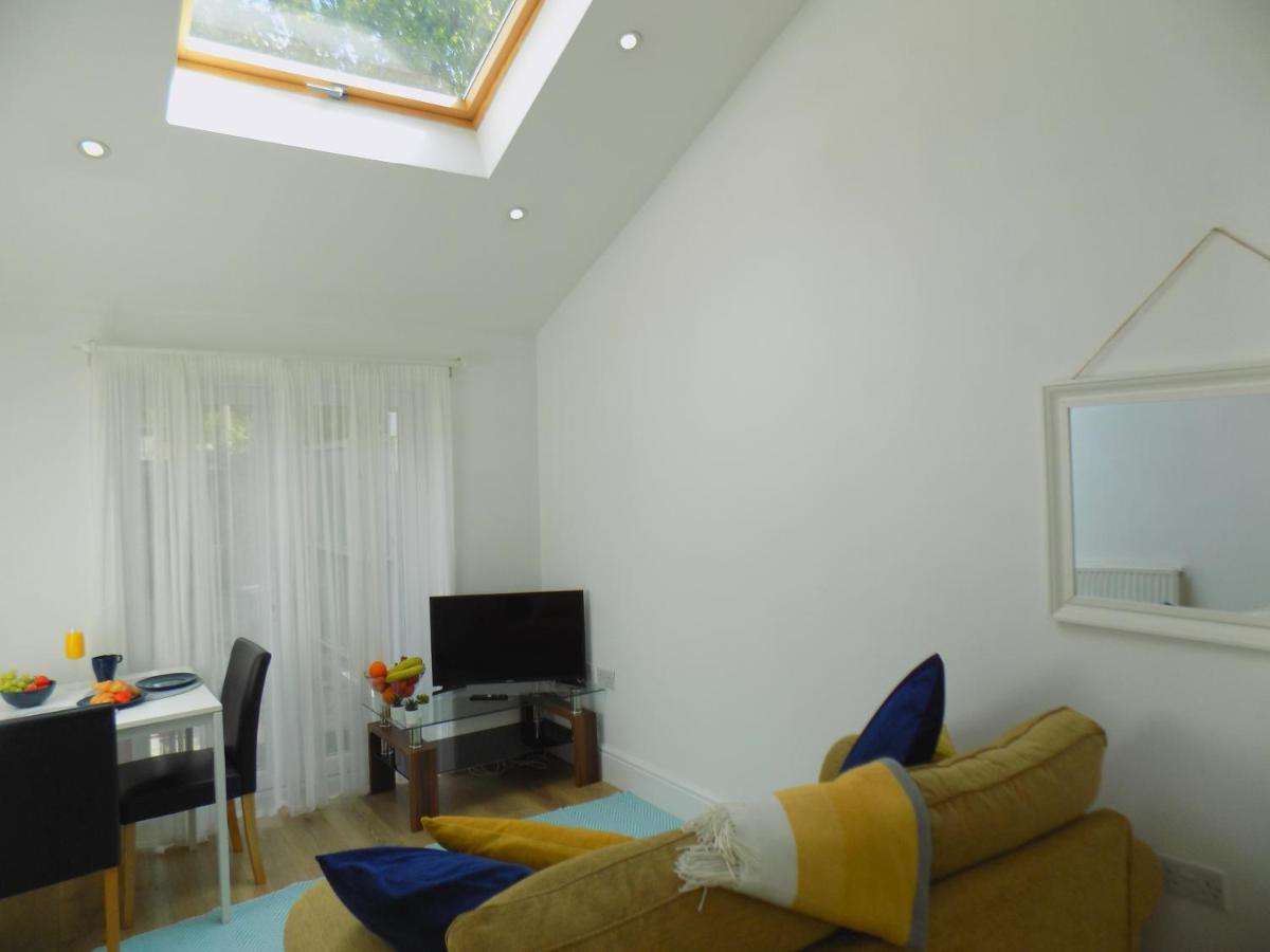 Villa Mimosa 2 Cardiff Eksteriør bilde